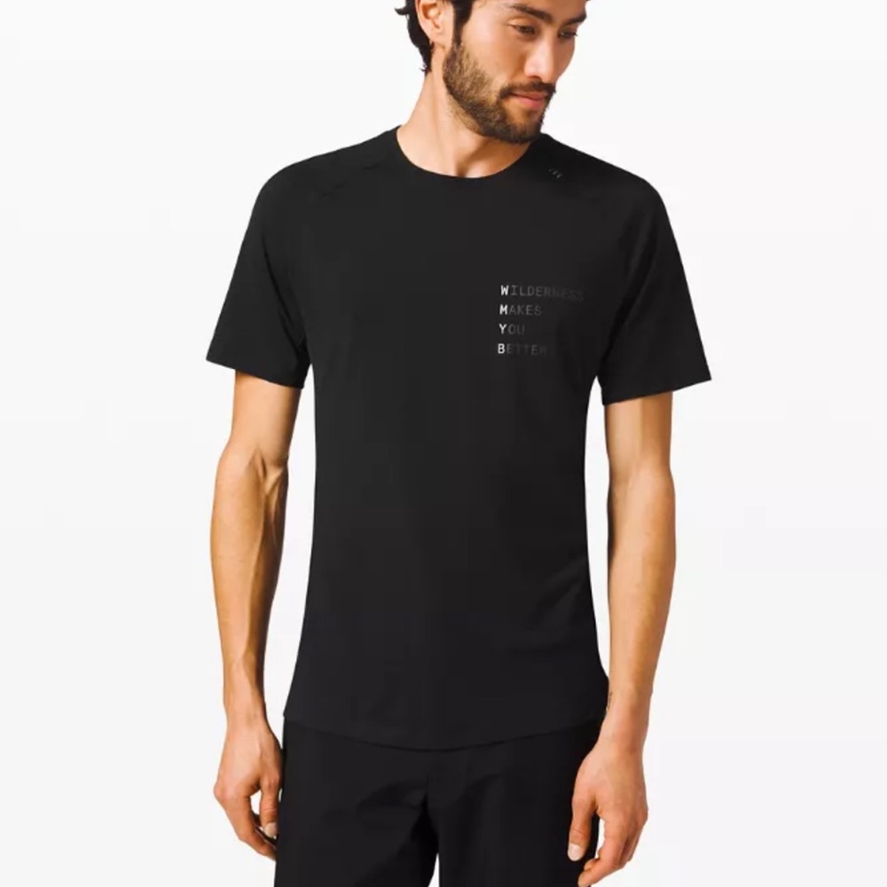 lululemon Men's Escape Explore Graphic T Shirt Black Wilderness Size L